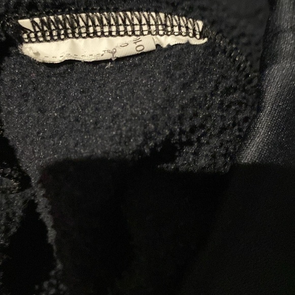 🔆3/$25🔆 Kids (Youth) Under Armour Black Star Wars Hoodie - Picture 4 of 7